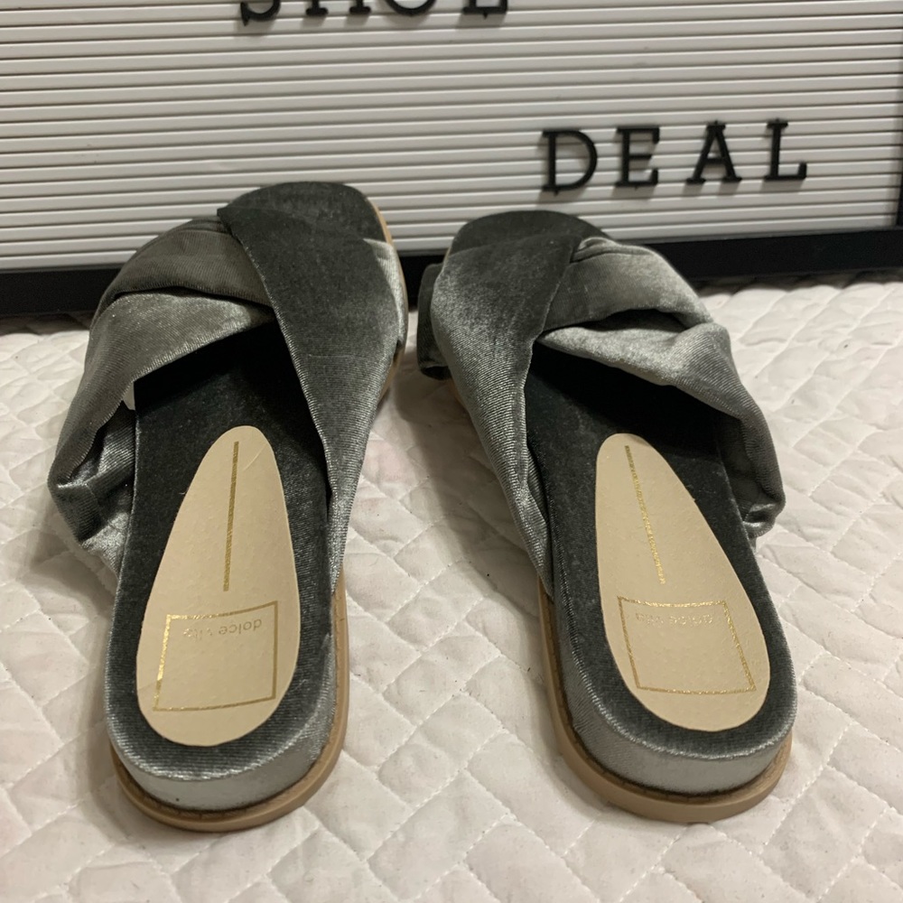 NWT Dolce Vita Golda Knotted Velvet Slipper ( Seamoss Velvet). A must have slide - Picture 7 of 9